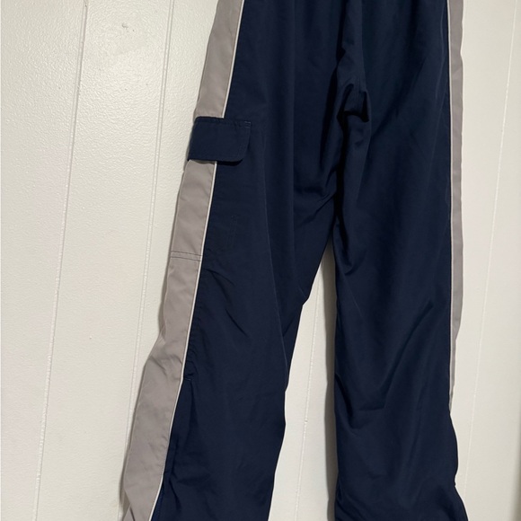 NIKE BOYS WIND PANTS SIZE 14-16 used like a new - Picture 6 of 12